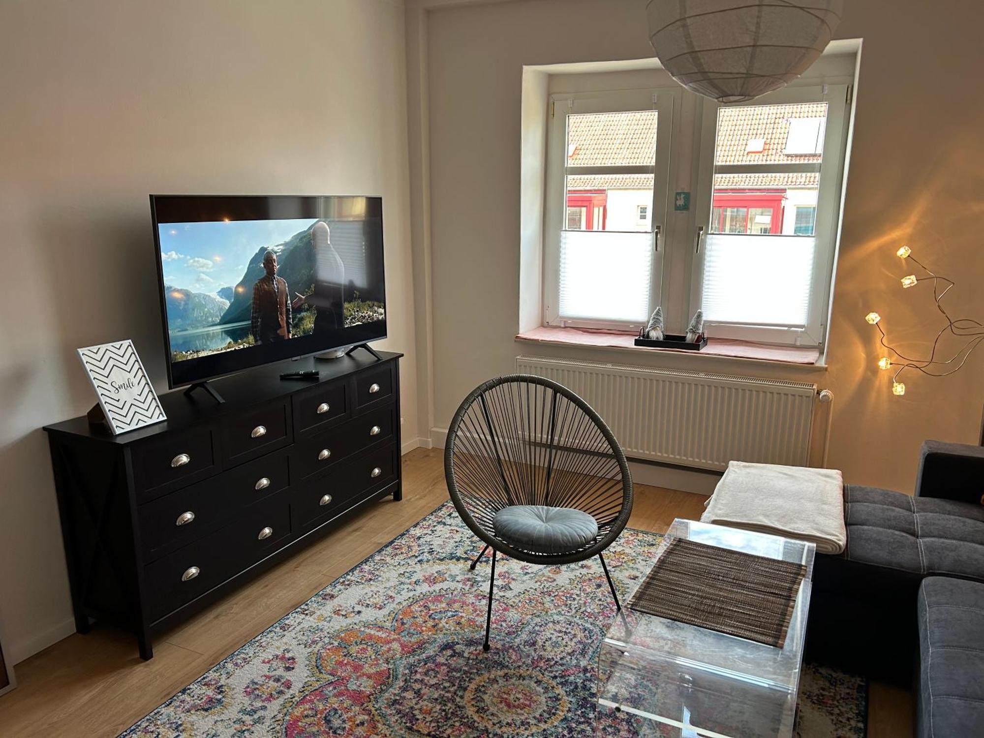Schoene Neue 4 Zimmer Wohnung Mit Sued-Balkon Bis 8 Personen Наумбург Екстер'єр фото